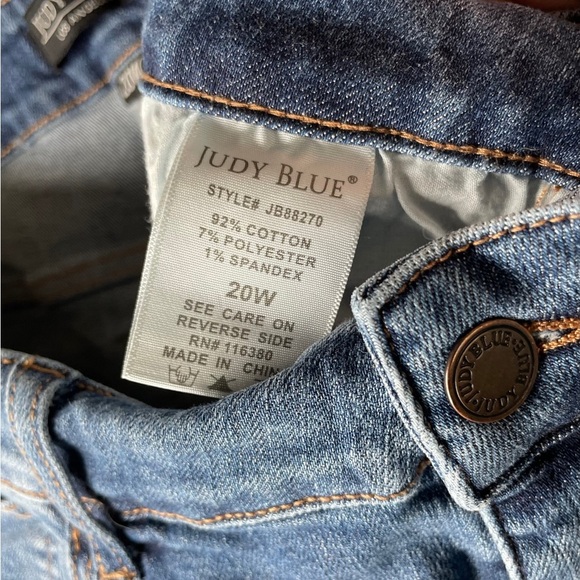 Judy Blue High Rise Boyfriend Fit Jeans Size 14W Style JB88270 - Picture 7 of 8